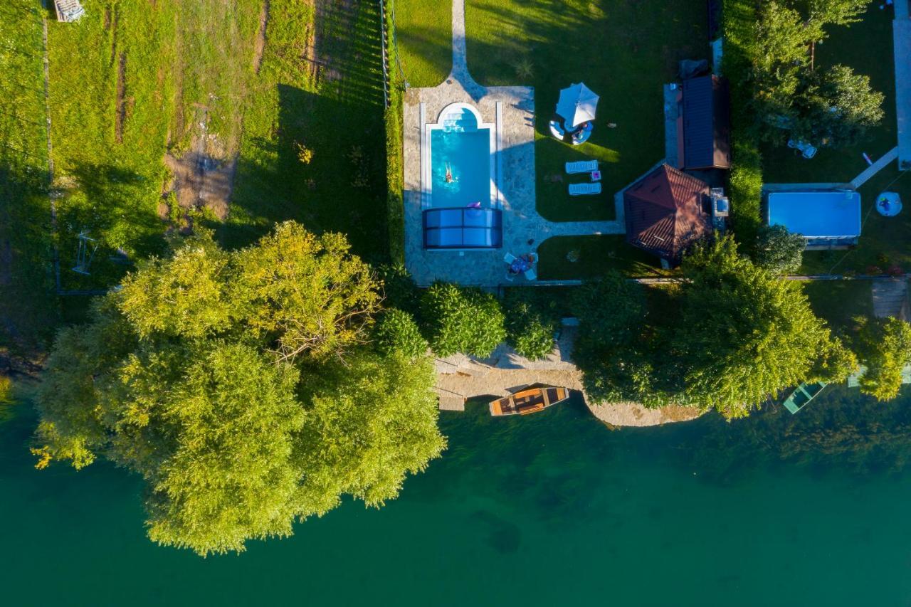 Casa Dellˇ Amore Villa Bihac Exterior photo