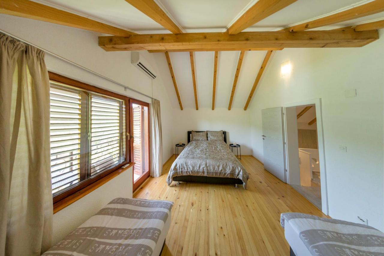 Casa Dellˇ Amore Villa Bihac Exterior photo